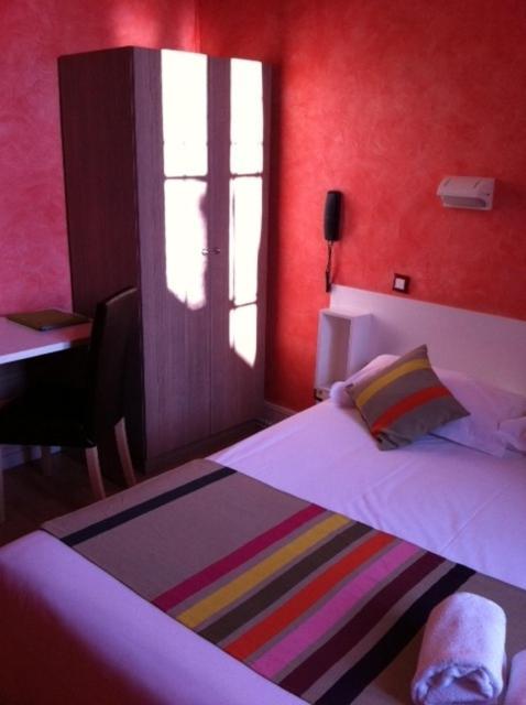 Hotel Cote Patio Nimes Ngoại thất bức ảnh