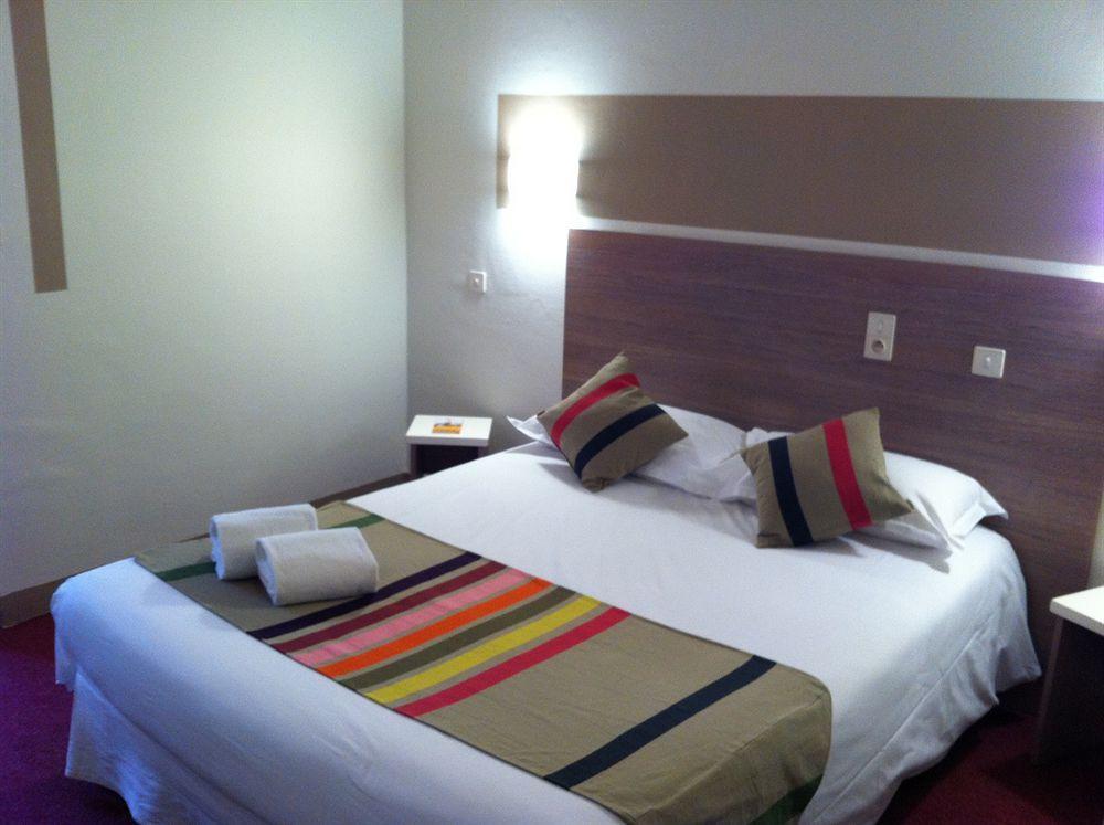 Hotel Cote Patio Nimes Ngoại thất bức ảnh