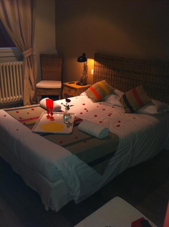 Hotel Cote Patio Nimes Ngoại thất bức ảnh