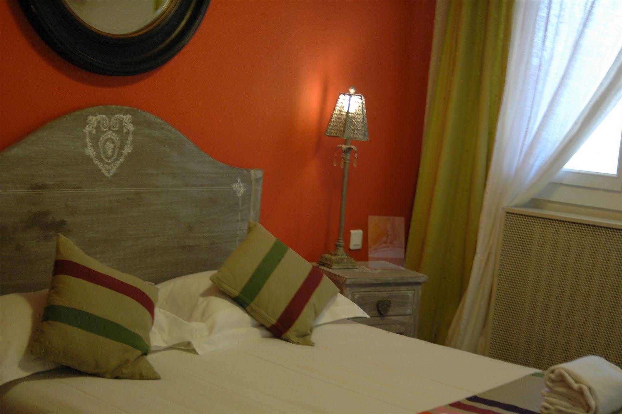 Hotel Cote Patio Nimes Ngoại thất bức ảnh